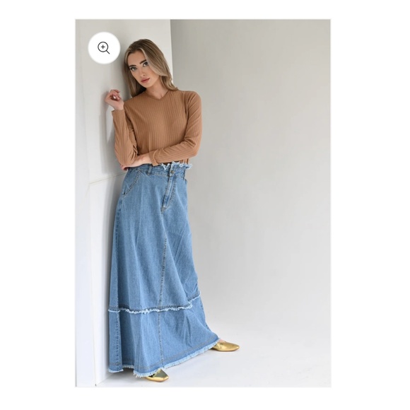 Byrd by Tzippy Denim Fringe Skirt - Picture 9 of 9